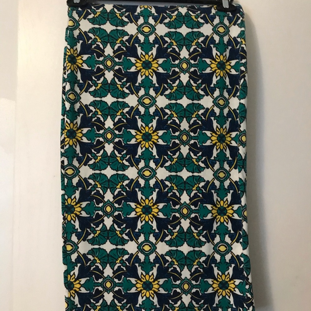 Pencil skirt. Soft material. Never worn.